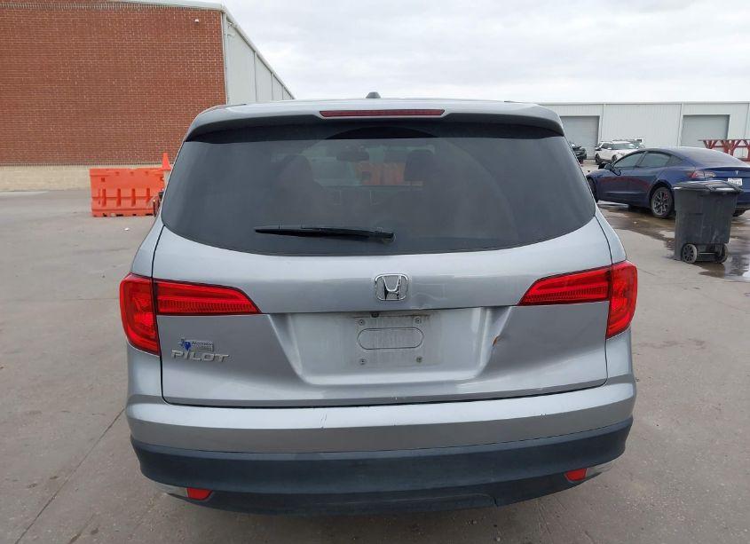 Photo 16 of 2018 Honda Pilot EX-L (VIN 5FNYF5H8XJB031400)