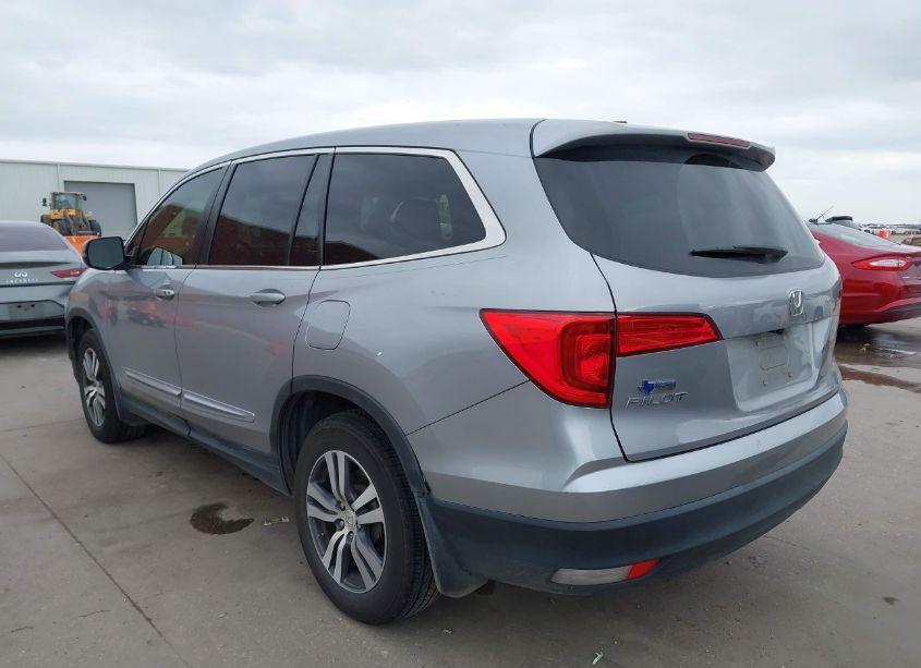 Photo 3 of 2018 Honda Pilot EX-L (VIN 5FNYF5H8XJB031400)