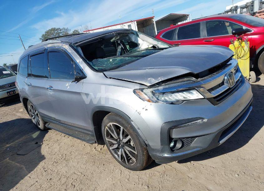 2021 Honda Pilot 2WD TOURING 8 PASSENGER (VIN 5FNYF5H90MB011492) main photo