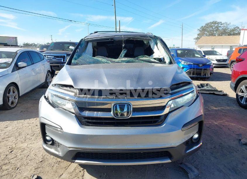 Photo 12 of 2021 Honda Pilot 2WD TOURING 8 PASSENGER (VIN 5FNYF5H90MB011492)