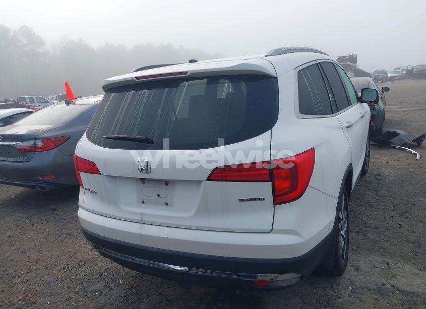 Photo 17 of 2017 Honda Pilot TOURING (VIN 5FNYF5H92HB026422)