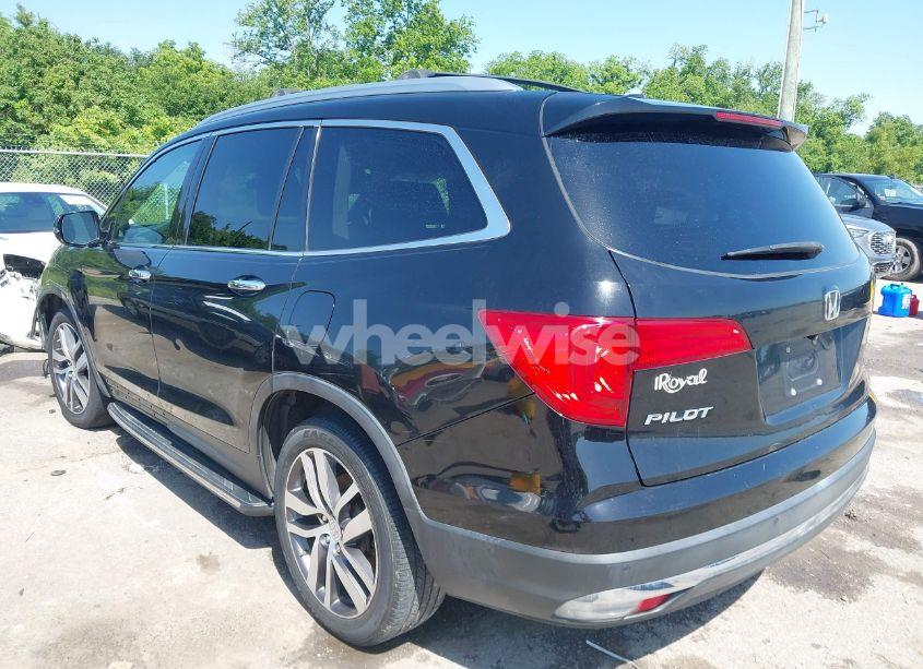 Photo 3 of 2016 Honda Pilot TOURING (VIN 5FNYF5H93GB054678)