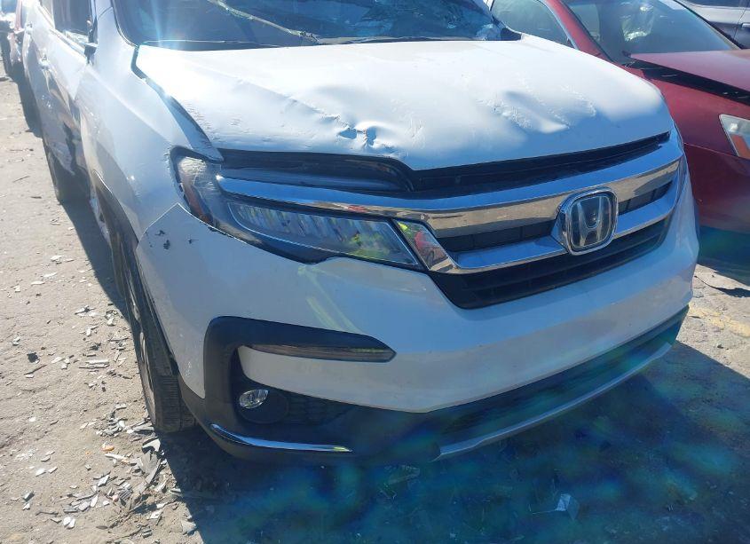 Photo 17 of 2019 Honda Pilot TOURING (VIN 5FNYF5H93KB017574)