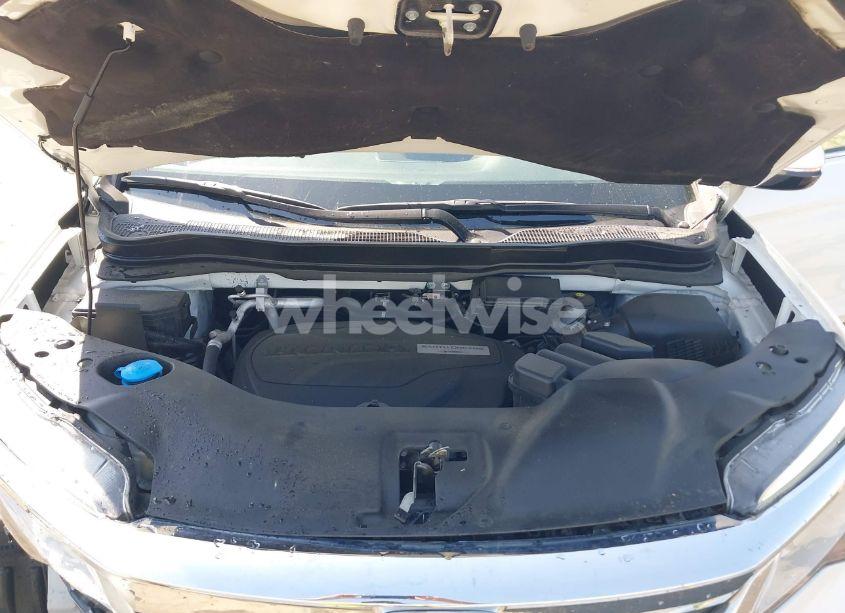 Photo 10 of 2019 Honda Pilot TOURING (VIN 5FNYF5H93KB021978)