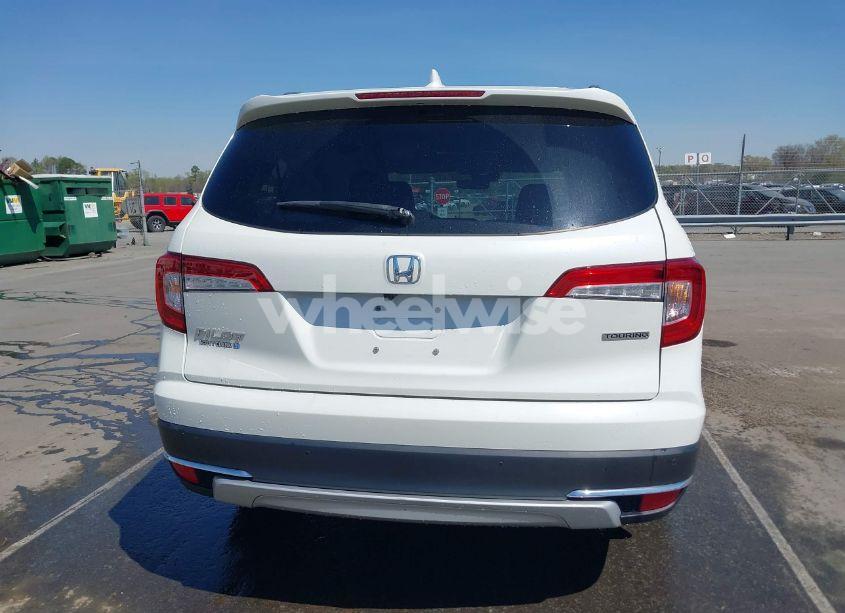 Photo 16 of 2019 Honda Pilot TOURING (VIN 5FNYF5H93KB021978)