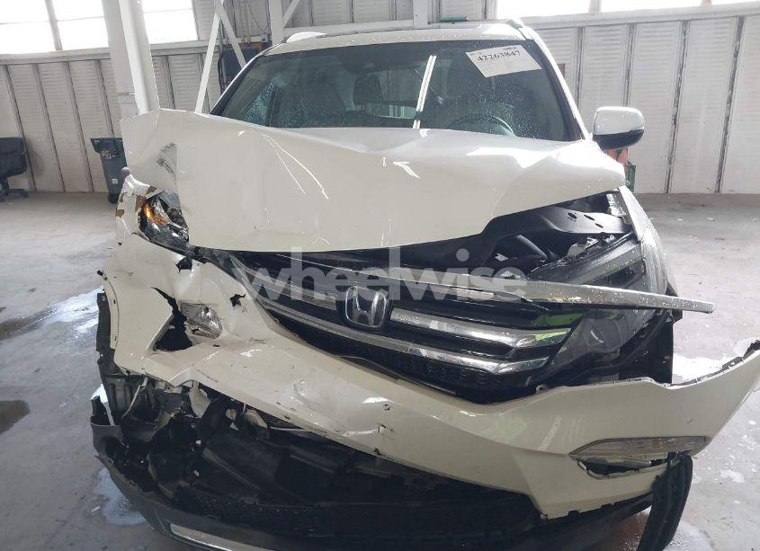 Photo 12 of 2016 Honda Pilot TOURING (VIN 5FNYF5H94GB023522)