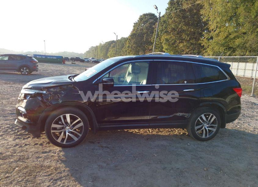 Photo 14 of 2016 Honda Pilot TOURING (VIN 5FNYF5H94GB037310)