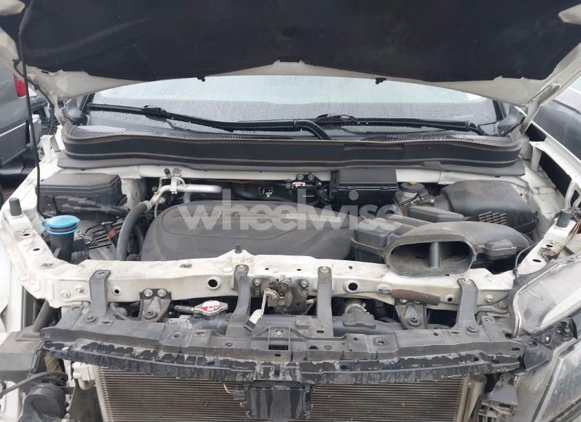 Photo 10 of 2017 Honda Pilot TOURING (VIN 5FNYF5H94HB005653)