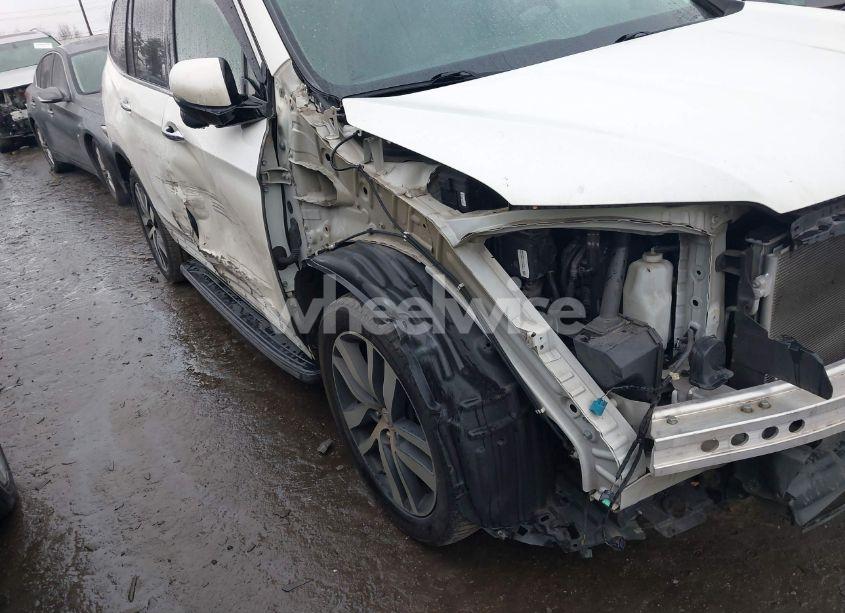 Photo 17 of 2017 Honda Pilot TOURING (VIN 5FNYF5H94HB005653)