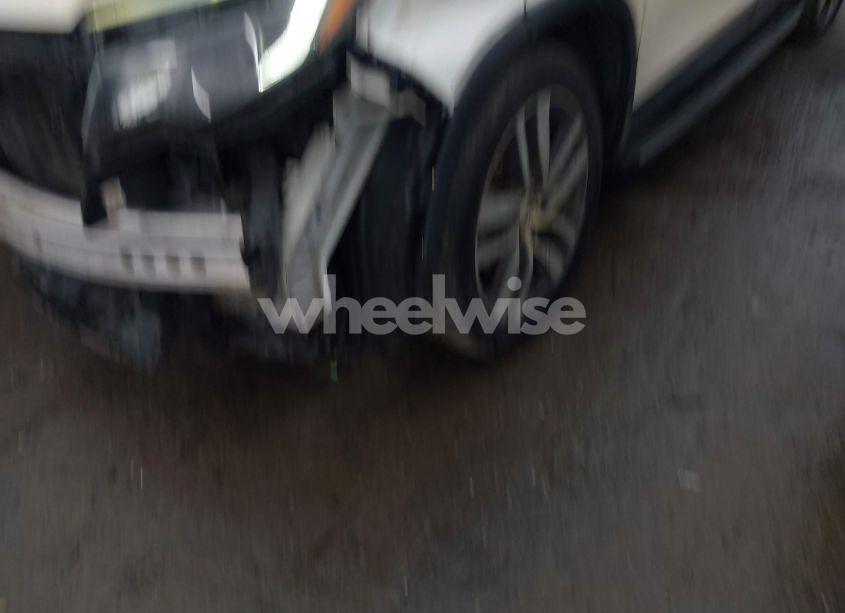 Photo 18 of 2017 Honda Pilot TOURING (VIN 5FNYF5H94HB005653)