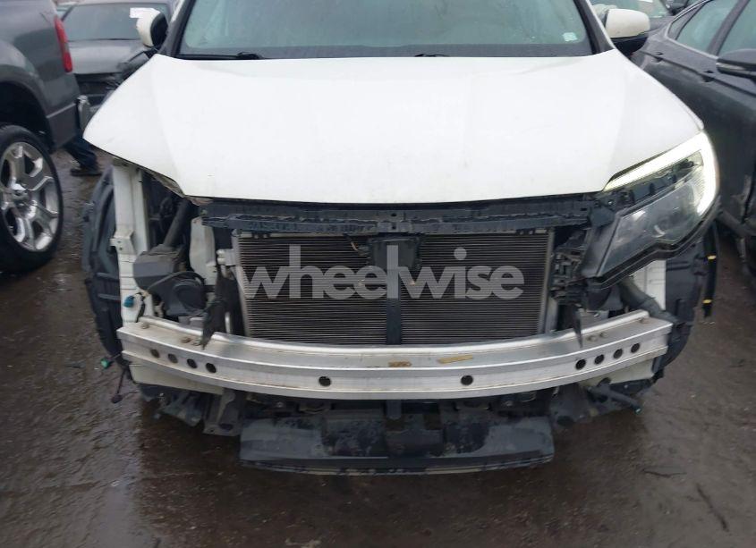 Photo 6 of 2017 Honda Pilot TOURING (VIN 5FNYF5H94HB005653)