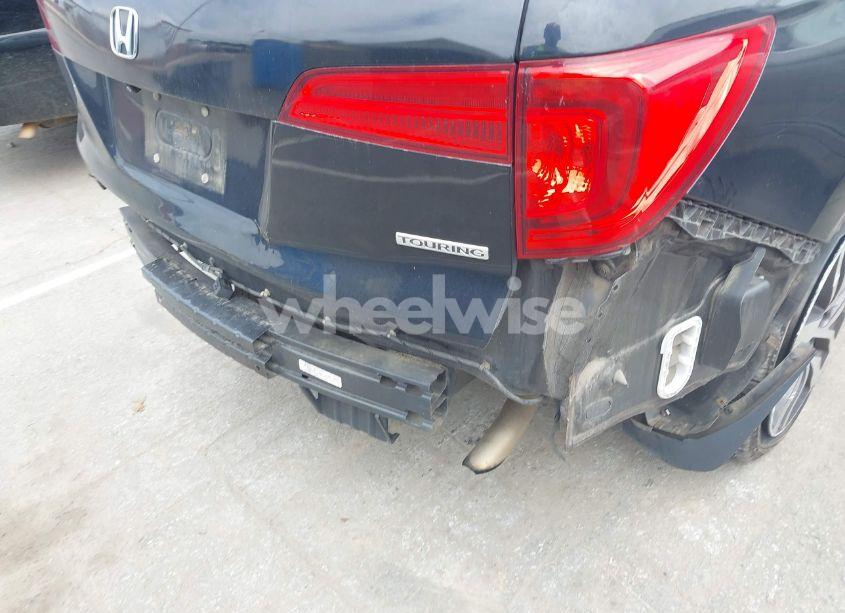 Photo 17 of 2016 Honda Pilot TOURING (VIN 5FNYF5H95GB013971)