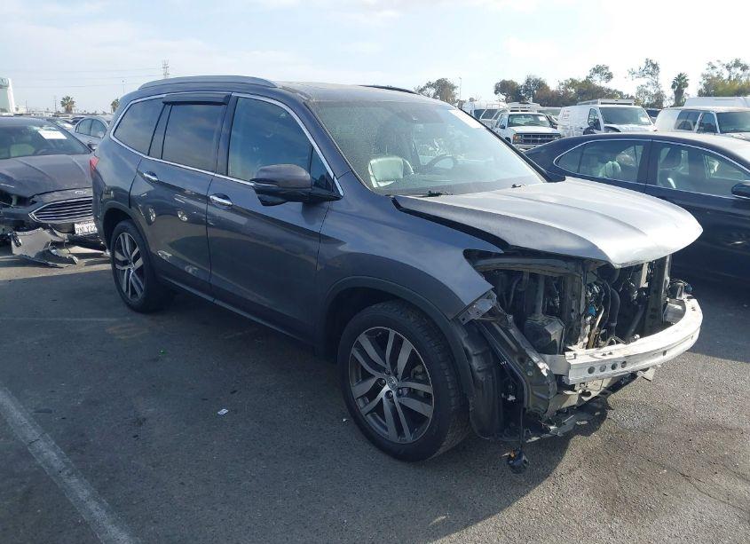 2016 Honda Pilot TOURING (VIN 5FNYF5H95GB050907) main photo