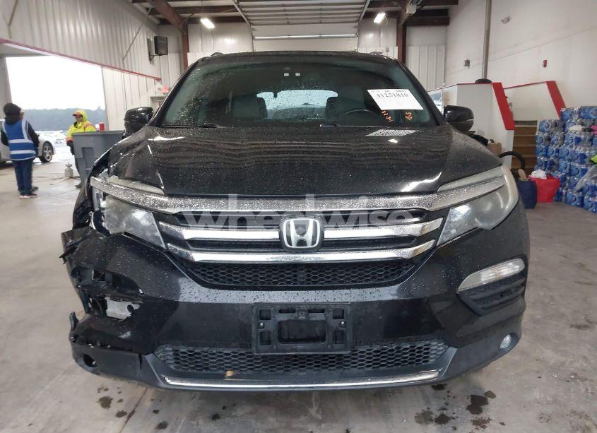 Photo 12 of 2016 Honda Pilot TOURING (VIN 5FNYF5H95GB053323)