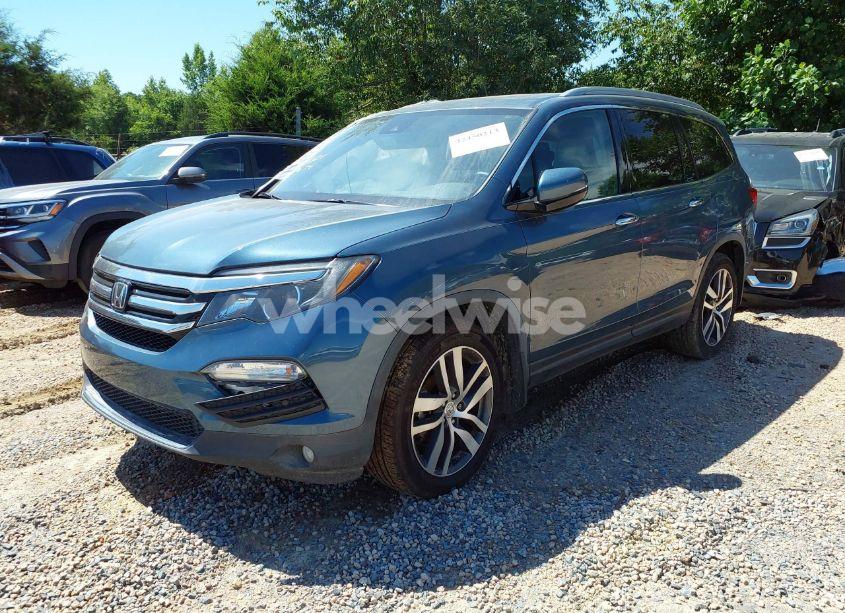 Photo 12 of 2017 Honda Pilot TOURING (VIN 5FNYF5H96HB032210)