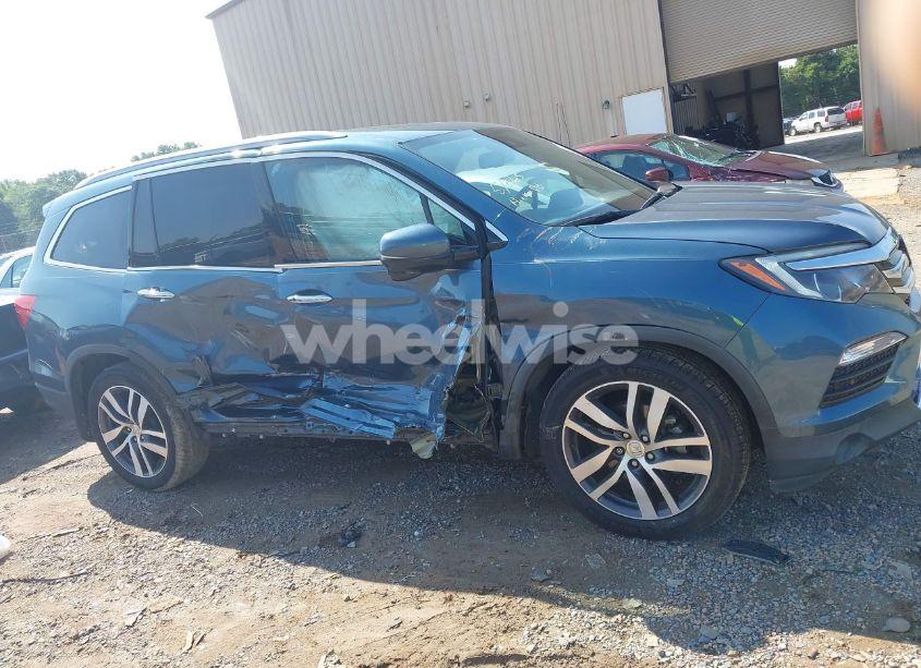 Photo 13 of 2017 Honda Pilot TOURING (VIN 5FNYF5H96HB032210)