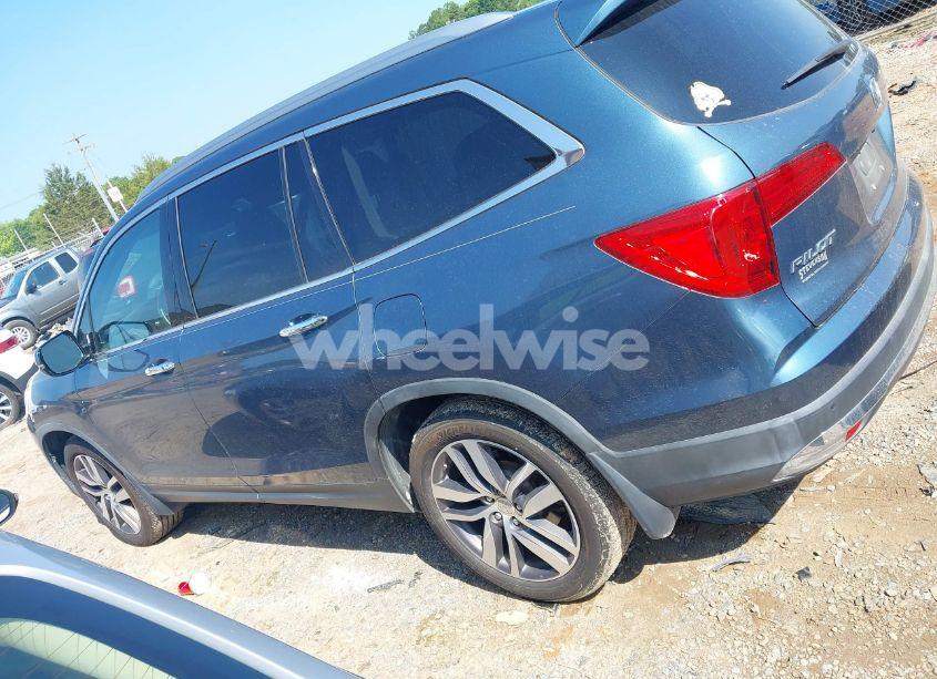 Photo 14 of 2017 Honda Pilot TOURING (VIN 5FNYF5H96HB032210)