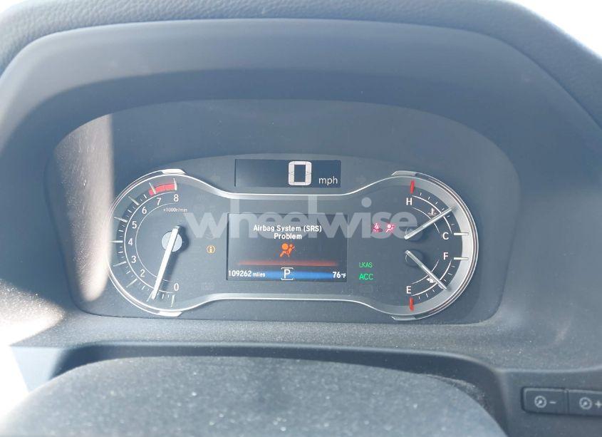 Photo 7 of 2017 Honda Pilot TOURING (VIN 5FNYF5H96HB032210)