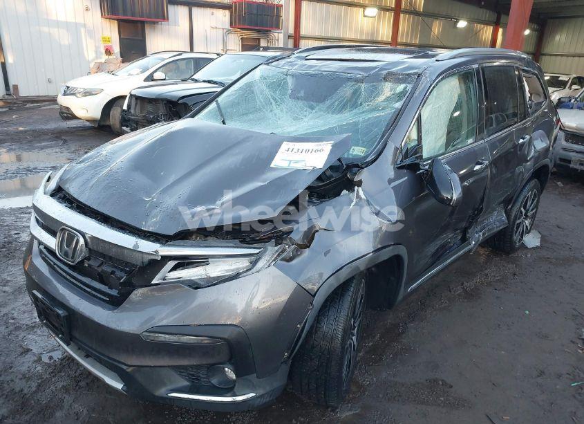 Photo 6 of 2019 Honda Pilot (VIN 5FNYF5H96KB016936)