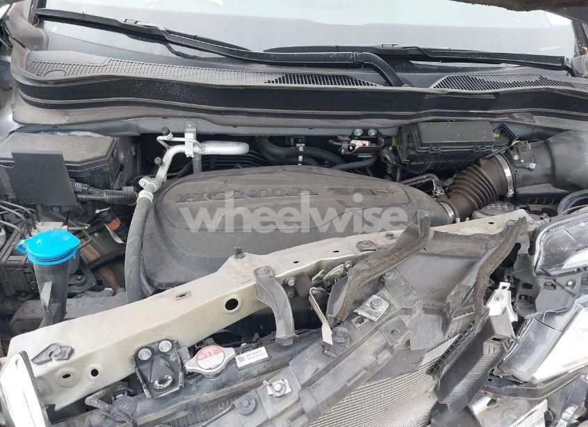 Photo 19 of 2021 Honda Pilot 2WD TOURING 8 PASSENGER (VIN 5FNYF5H96MB020794)