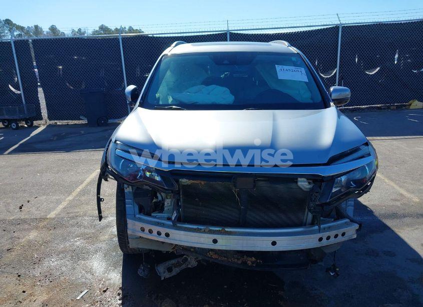 Photo 12 of 2016 Honda Pilot TOURING (VIN 5FNYF5H97GB026379)