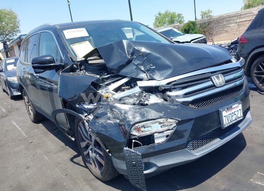 2016 Honda Pilot TOURING (VIN 5FNYF5H97GB055929) main photo