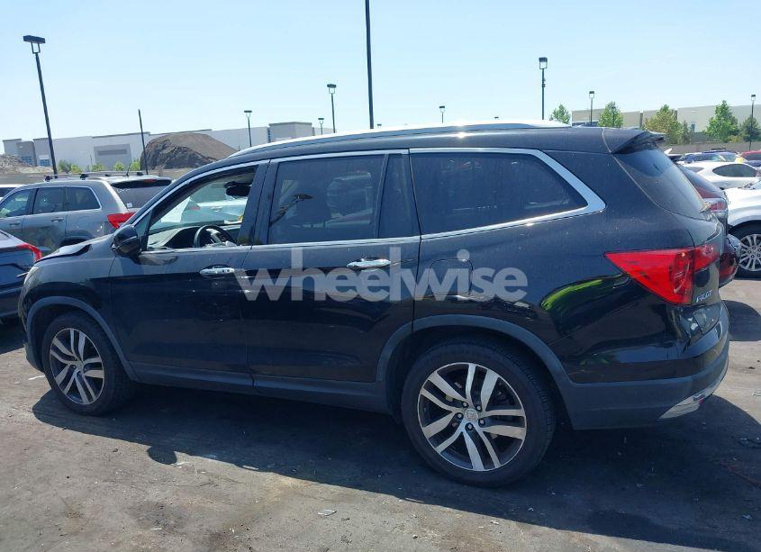 Photo 14 of 2016 Honda Pilot TOURING (VIN 5FNYF5H97GB055929)