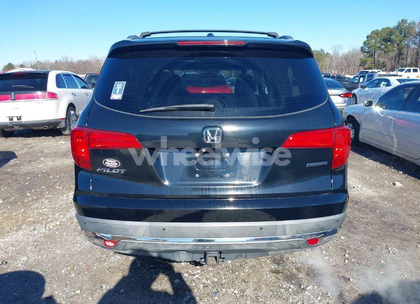 Photo 16 of 2016 Honda Pilot TOURING (VIN 5FNYF5H98GB001300)
