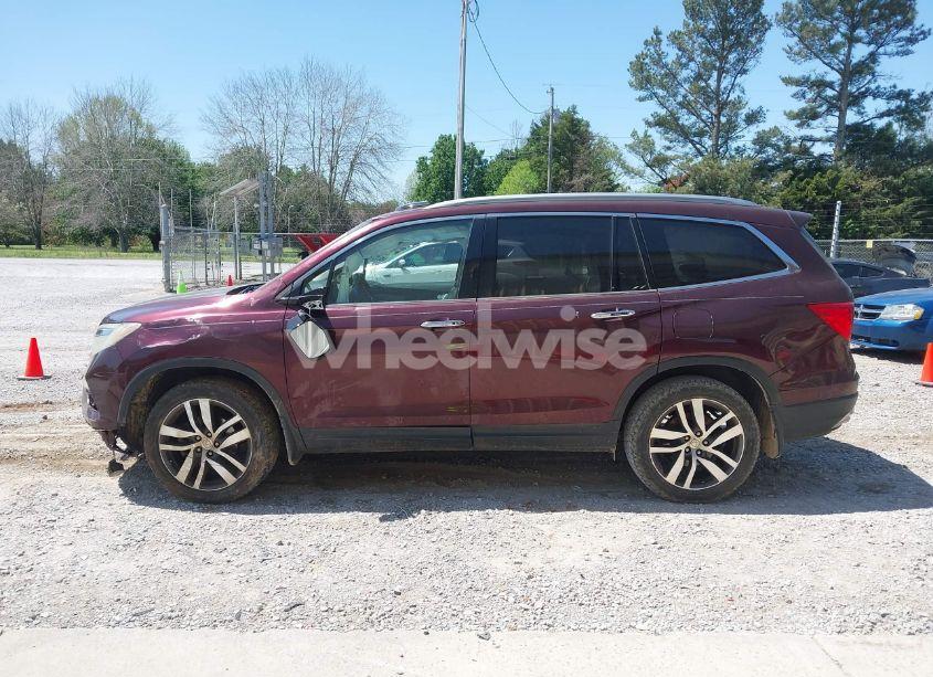 Photo 15 of 2016 Honda Pilot TOURING (VIN 5FNYF5H98GB004732)