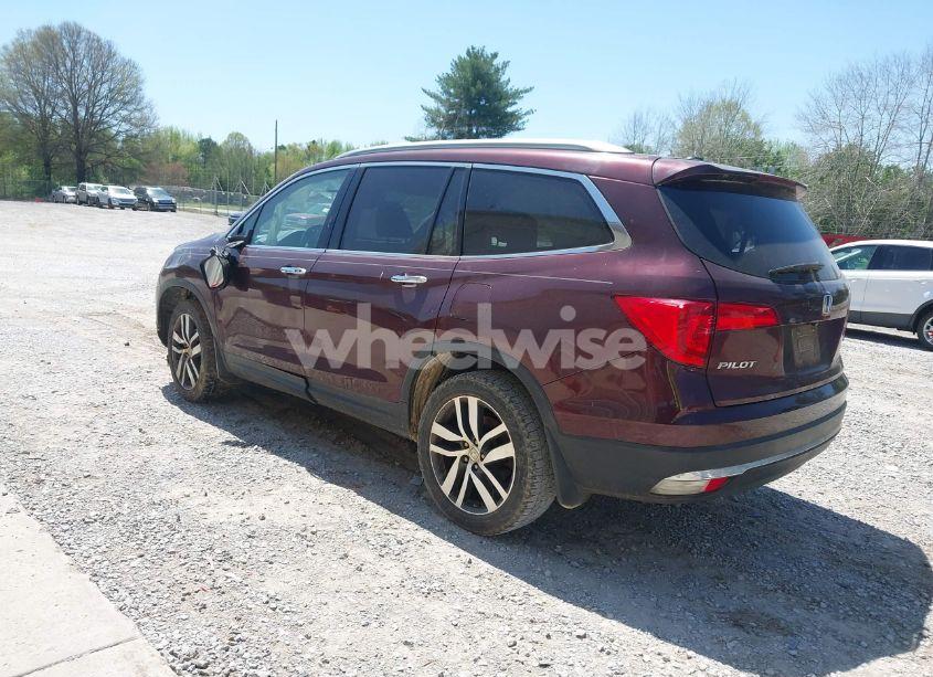 Photo 3 of 2016 Honda Pilot TOURING (VIN 5FNYF5H98GB004732)