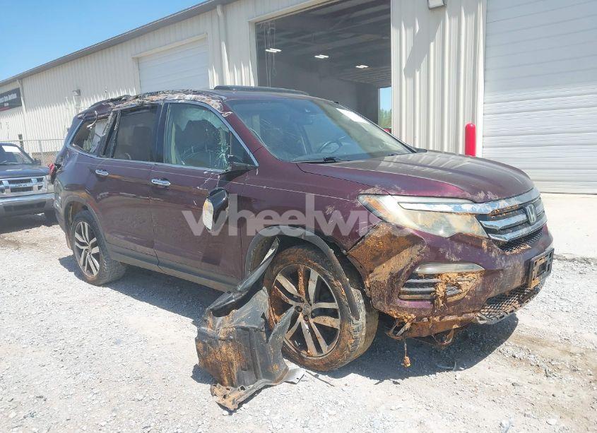 Photo 6 of 2016 Honda Pilot TOURING (VIN 5FNYF5H98GB004732)