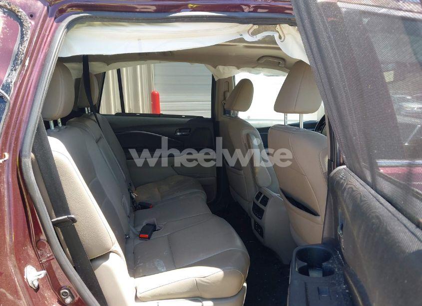 Photo 8 of 2016 Honda Pilot TOURING (VIN 5FNYF5H98GB004732)