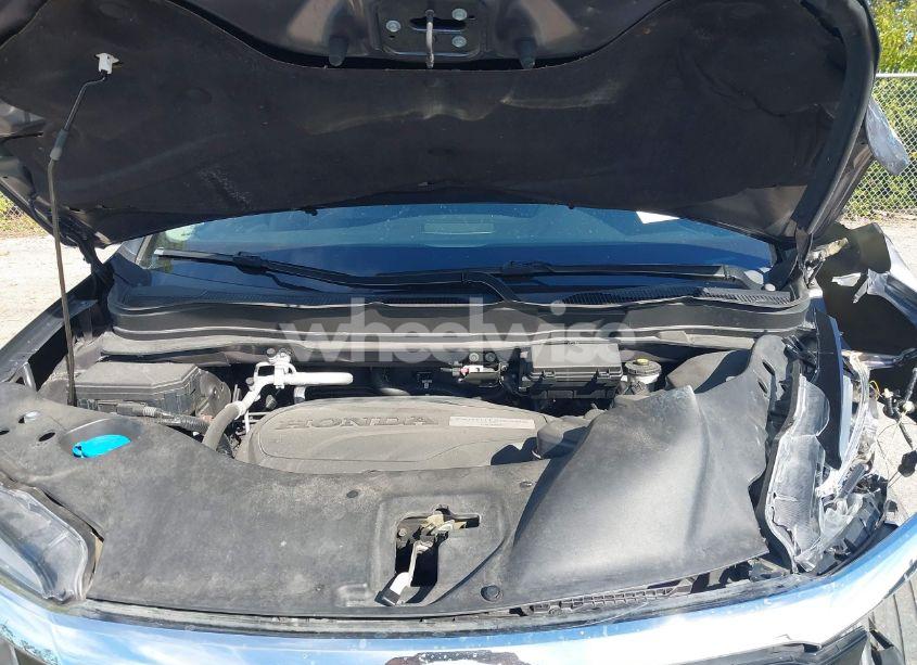 Photo 10 of 2017 Honda Pilot TOURING (VIN 5FNYF5H98HB029812)