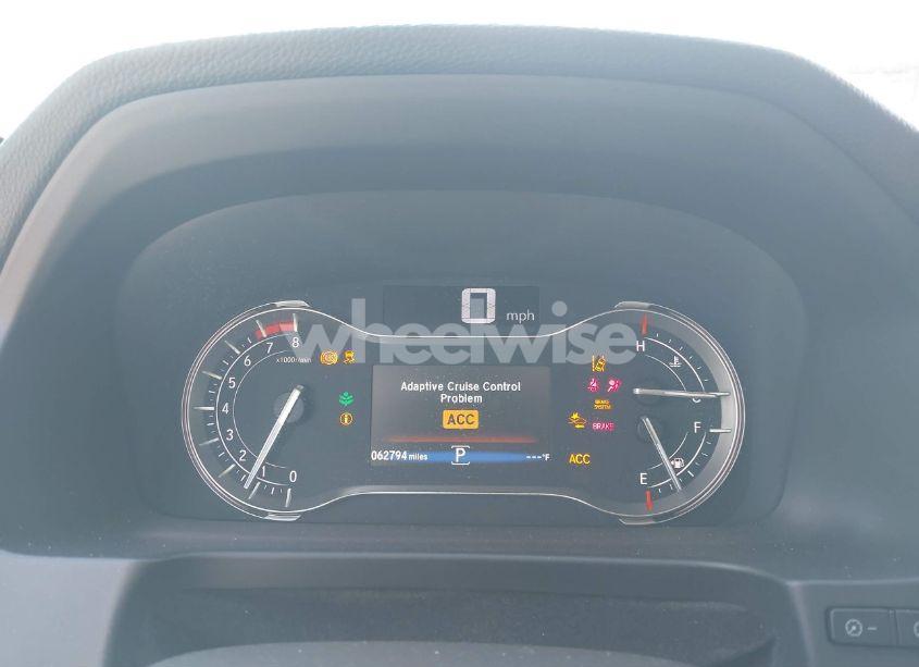 Photo 7 of 2017 Honda Pilot TOURING (VIN 5FNYF5H98HB029812)