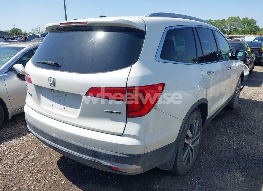 Photo 4 of 2016 Honda Pilot TOURING (VIN 5FNYF5H99GB014167)