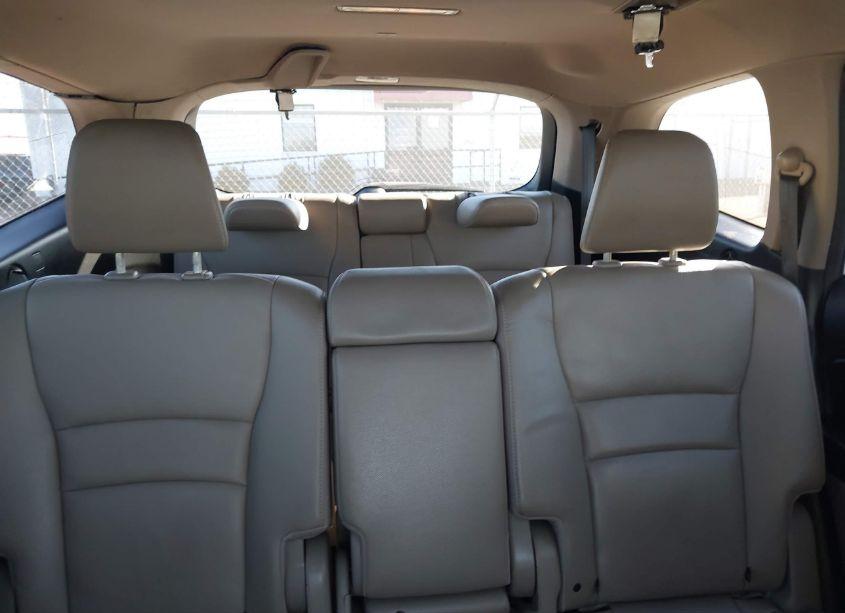 Photo 18 of 2016 Honda Pilot TOURING (VIN 5FNYF5H99GB016114)