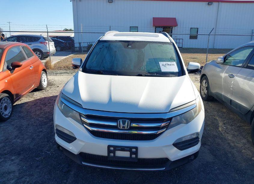 Photo 22 of 2016 Honda Pilot TOURING (VIN 5FNYF5H99GB016114)