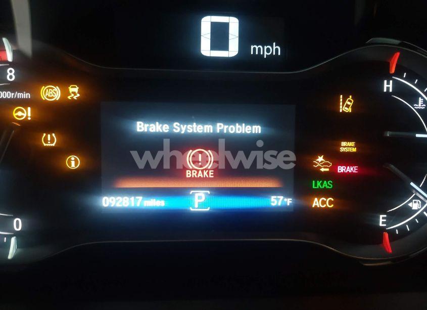 Photo 15 of 2016 Honda Pilot TOURING (VIN 5FNYF5H99GB019725)