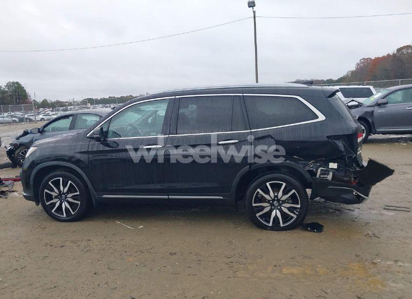 Photo 15 of 2019 Honda Pilot TOURING (VIN 5FNYF5H99KB030801)