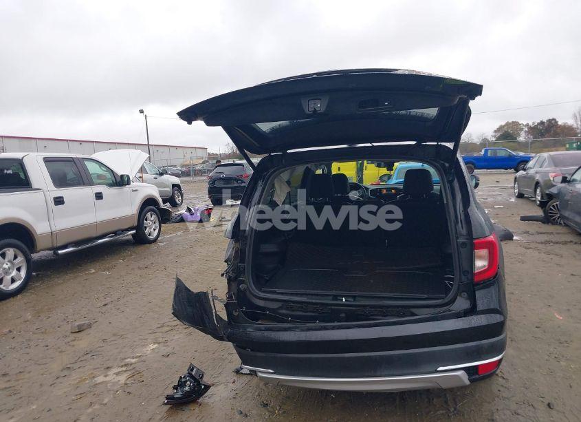 Photo 19 of 2019 Honda Pilot TOURING (VIN 5FNYF5H99KB030801)