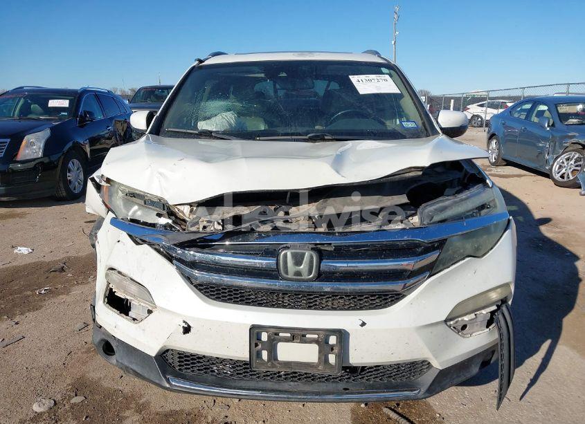 Photo 12 of 2016 Honda Pilot TOURING (VIN 5FNYF5H9XGB008569)