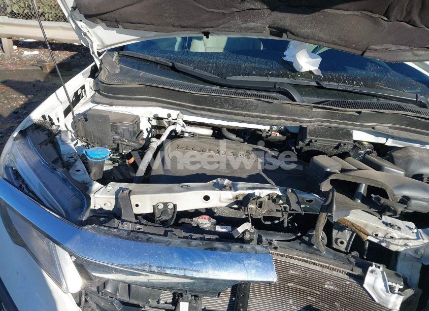 Photo 10 of 2019 Honda Pilot TOURING (VIN 5FNYF5H9XKB030645)