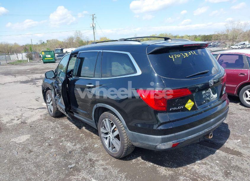 Photo 3 of 2016 Honda Pilot ELITE (VIN 5FNYF6H00GB023539)