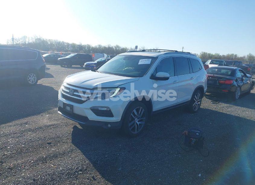 Photo 2 of 2017 Honda Pilot ELITE (VIN 5FNYF6H00HB032386)