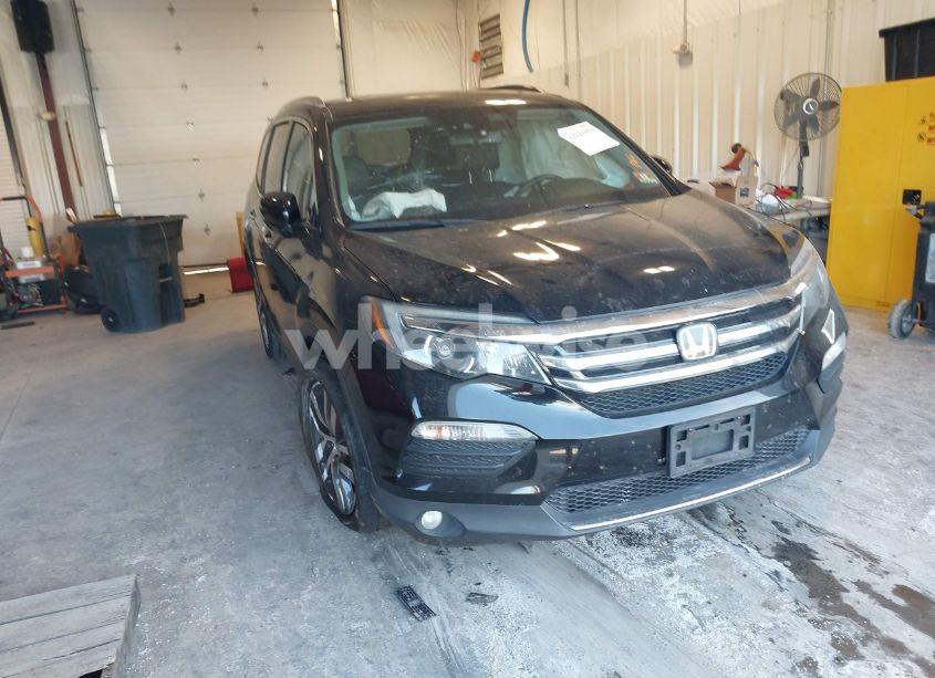 2017 Honda Pilot ELITE (VIN 5FNYF6H00HB065940) main photo