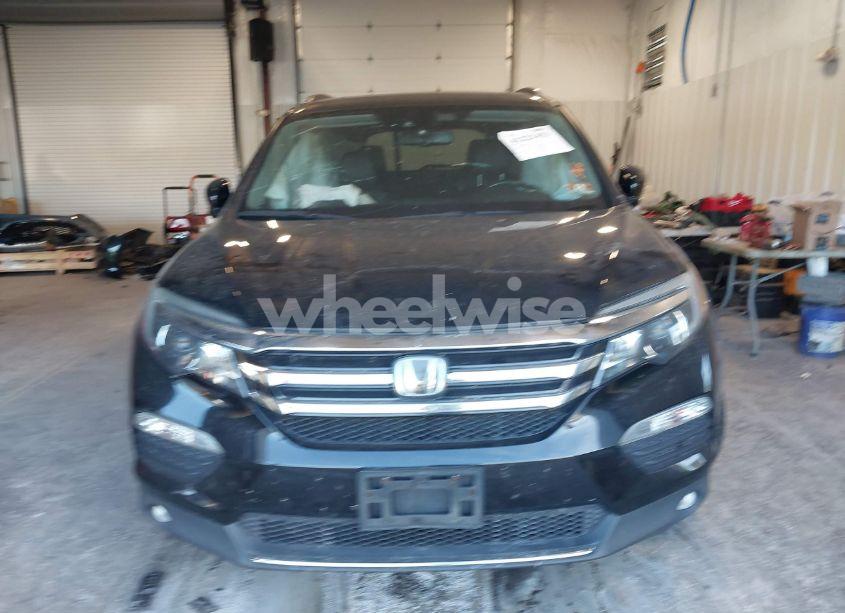 Photo 12 of 2017 Honda Pilot ELITE (VIN 5FNYF6H00HB065940)