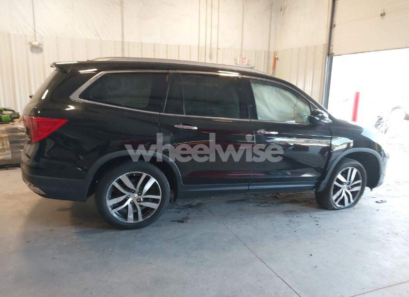 Photo 13 of 2017 Honda Pilot ELITE (VIN 5FNYF6H00HB065940)