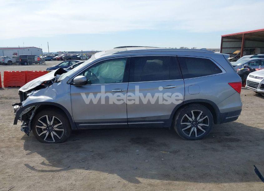 Photo 14 of 2021 Honda Pilot AWD ELITE (VIN 5FNYF6H00MB085678)