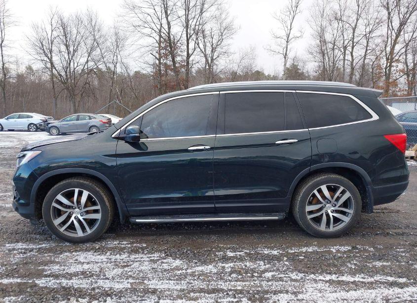 Photo 14 of 2016 Honda Pilot ELITE (VIN 5FNYF6H01GB058042)