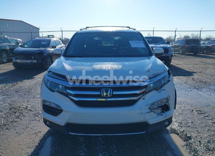 Photo 12 of 2018 Honda Pilot ELITE (VIN 5FNYF6H01JB001590)